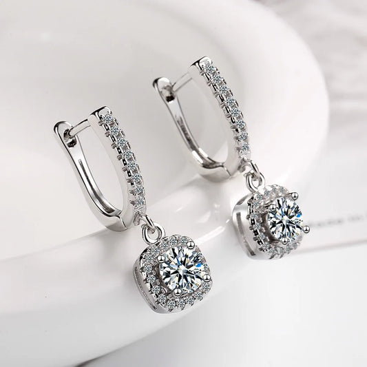 2CT Moissanite Huggie Hoop Earrings